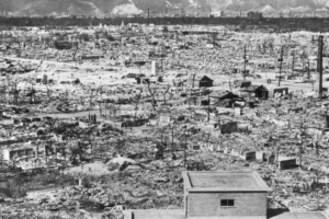 Hiroshima, dos meses después de la bomba atómica, octubre de 1945.