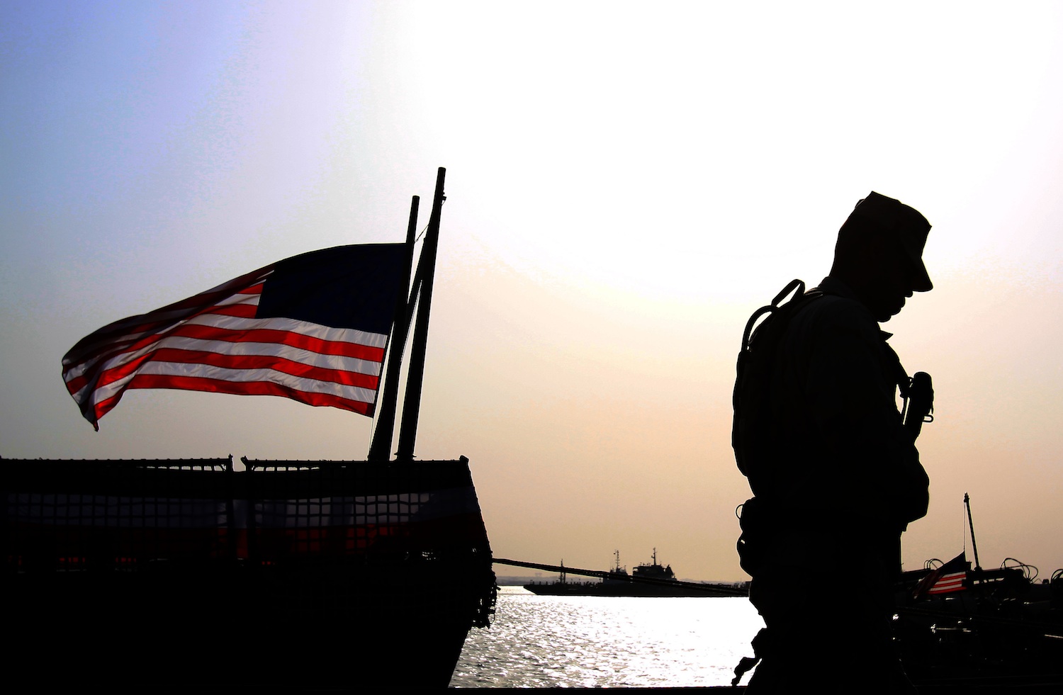 soldier usa flag