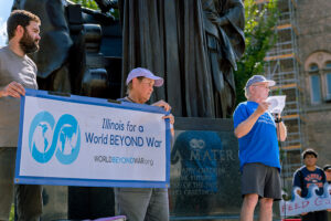 World BEYOND War Rallies for Gaza with Allies in Illinois