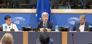Video: Jeffrey Sachs' Masterclass in the European Parliament